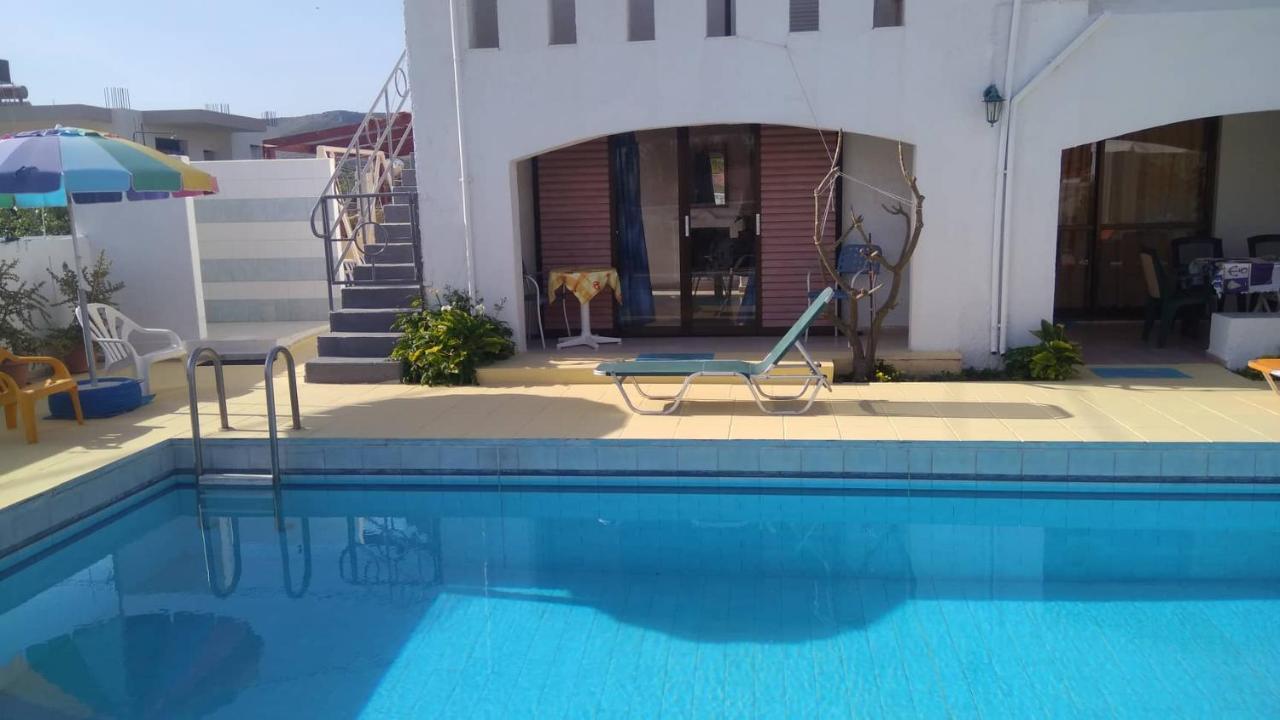 Villas Irene 5 Family Apartments Kokkini Hani Exterior photo